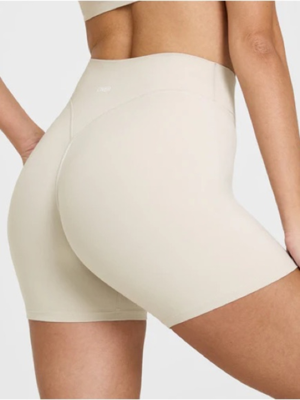 Oner Active Soft Motion HIGH WAISTED SHORTS 6" WITH WHITE LOGO Sand Size S - Picture 3 of 7
